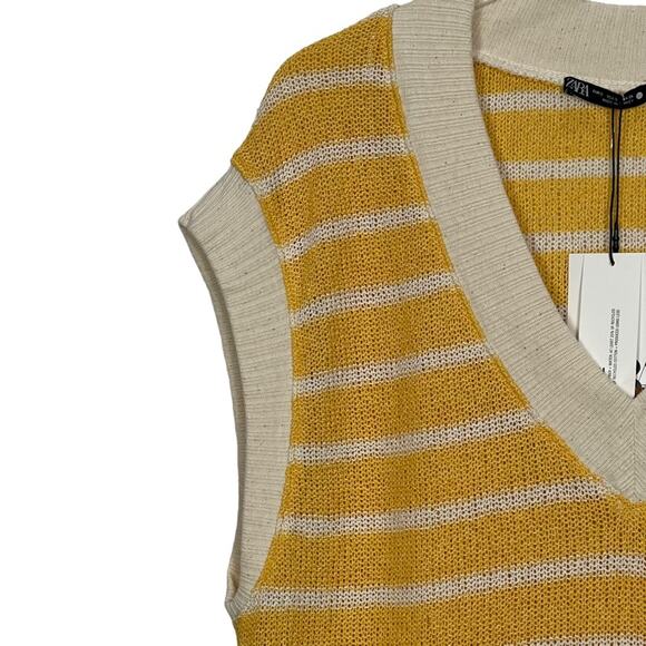 Zara Sweater Vest Oversized Striped Yellow Size Small NEW - Picture 4 of 11